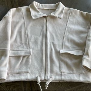 Magnolia Boutique L cream jacket